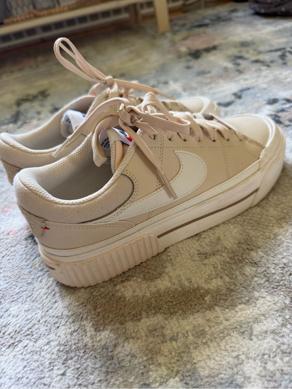 Nike Women’s Platform Sneaker Court Legacy Lift in Light Beige with White Swoosh